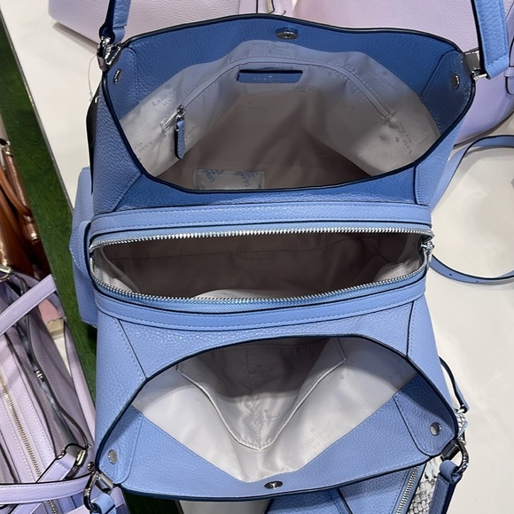 Kate Spade Leila Medium Triple Compartment Shoulder Tote
snake
muted blue
NWT - Picture 2 of 16